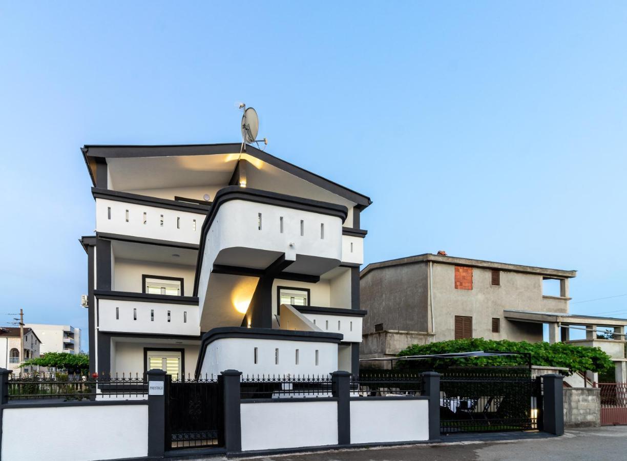 Apart-Hotel Prestige Ulcinj Eksteriør billede